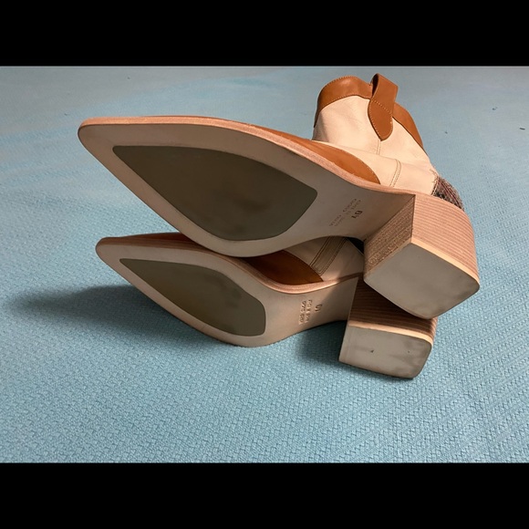 LAURA BELLARIVA WESTERN ANKLE BOOTS - Picture 6 of 8